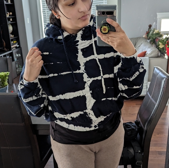 Tye Dye Hoodie - Picture 2 of 12